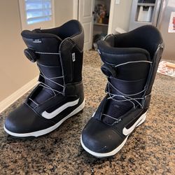 Vans Snowboard Boots Kids Size 4