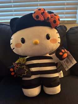 Hello Kitty Halloween Greeter