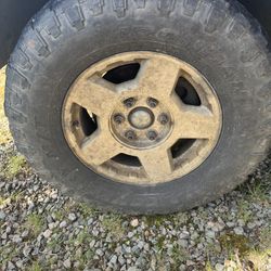 (4) 17in Chevy Stock Wheels