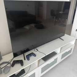 Hisense Tv 65”