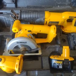Dewalt 14.4v Xr Sawzall Trim Saw And Flashlight 