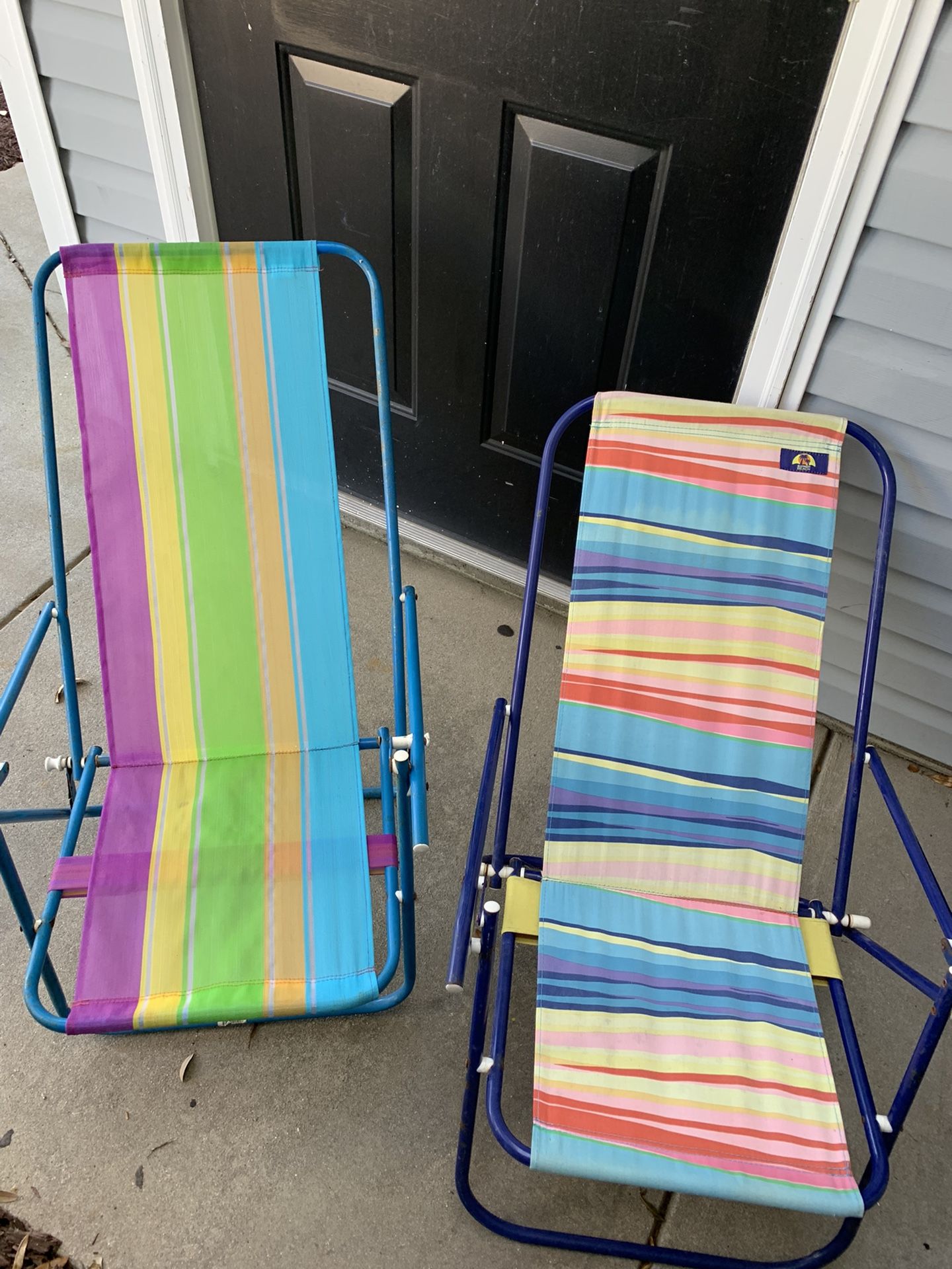 Two Beach Chairs With Some Rust $10 Both