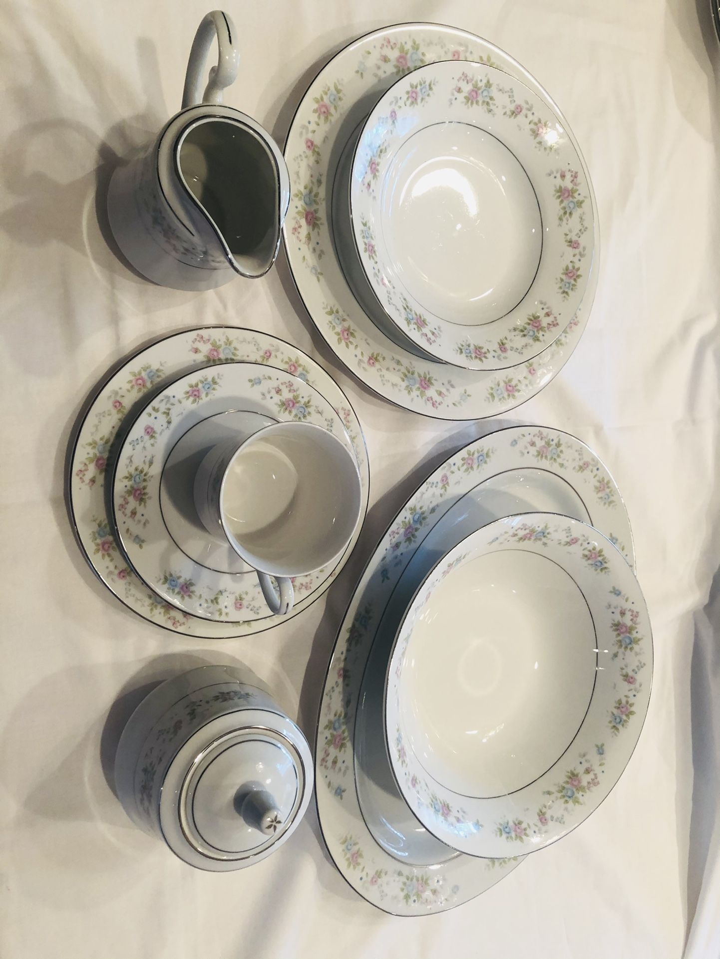 Sango Majesty Collection Dinner Set