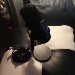 HYPERX SOTO  CAST USB CONDENSER MICROPHONE PLUG AND PLAY MICROPHONE 