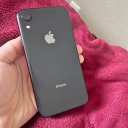 Apple iPhone XR 