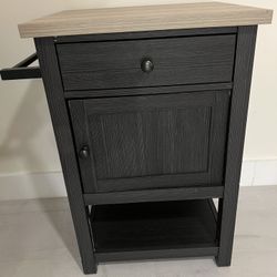 Kitchen Island with Storage 