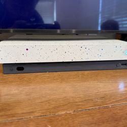 XBox One - 500GB (Model 1540)