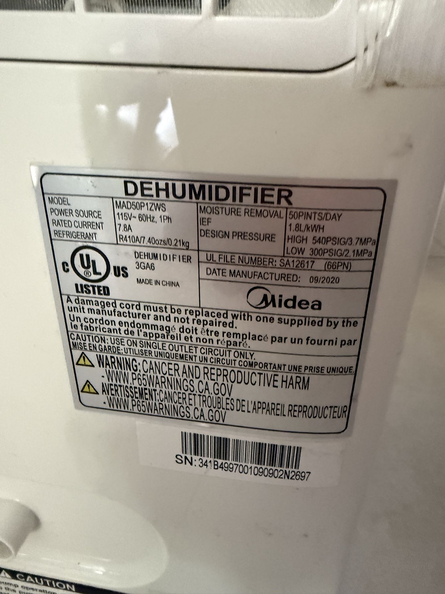 Midea. Energy Star Certified Dehumidifier With Reusable Air Filter 22 Pint - Ideal For Basements, Large & Medium Sized Rooms, And Bathroo