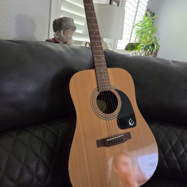 Epiphone PR 150 Acoustic Guitar, Nice