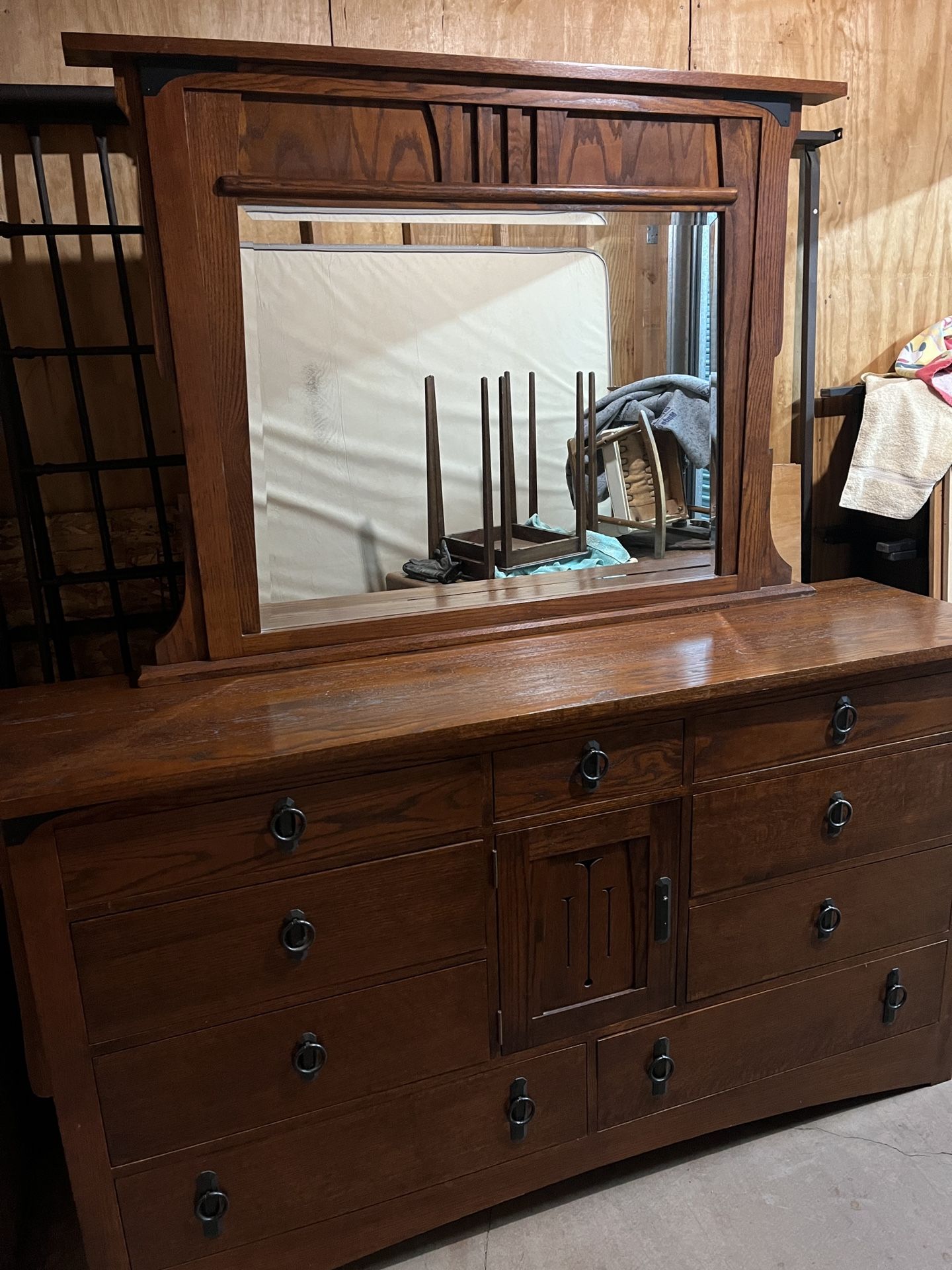 Chest Of Drawers With Mirror