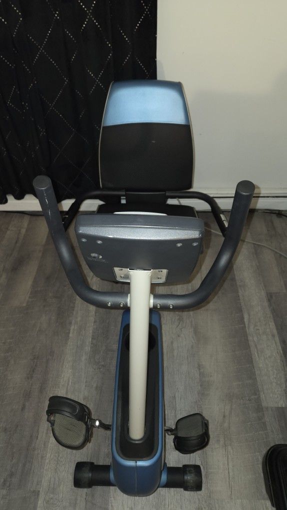Pro form XP 400 R Recumbent Bike