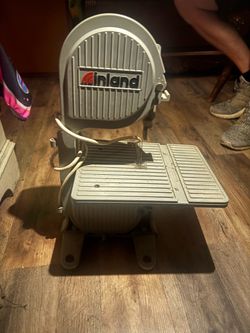 Mini bandsaw