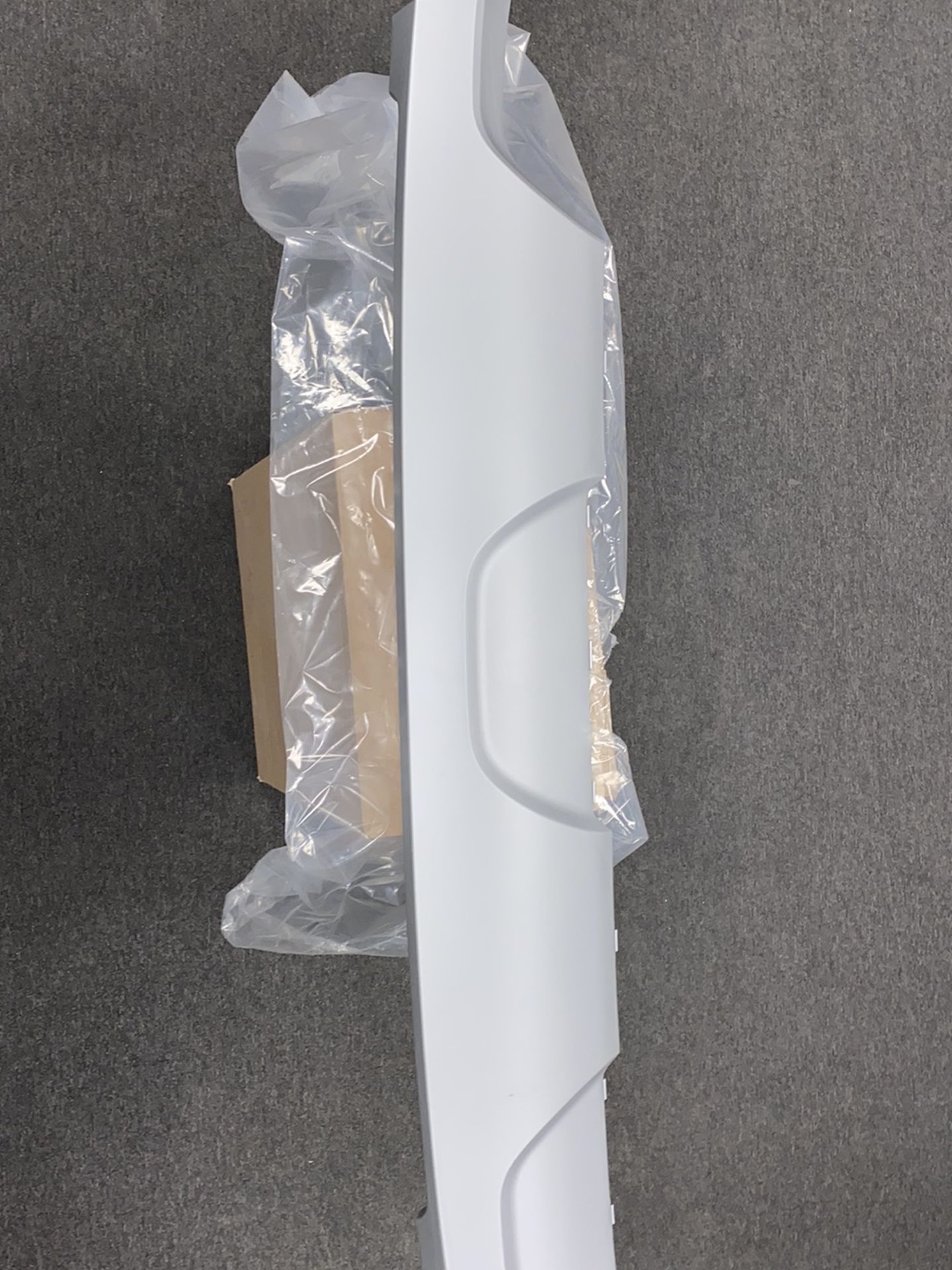 2020 Hyundai Palisade Rear Skid Plate Painted for Sale in Long Beach