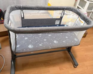 Baby Bassinet with Wheels