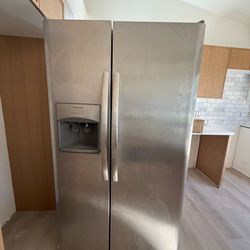 Fridge for sale $260 obo