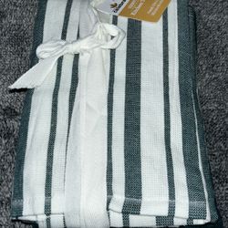 Kitchen Towel Bundle 