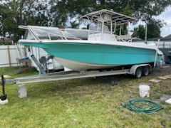 24 Ft Anlger Center Console  2001