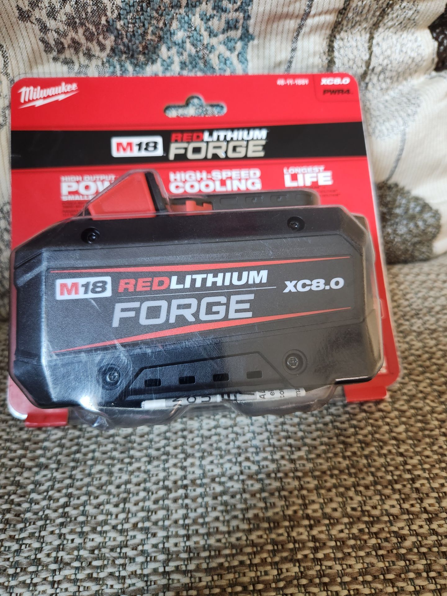 Milwaukee M18 18V Lithium-Ion REDLITHIUM FORGE 8.0 Ah Battery Pack