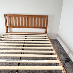 Zinus Alexia Wood Platform Bed Frame 