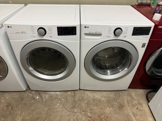 LG Front Load Washer and Dryer Set