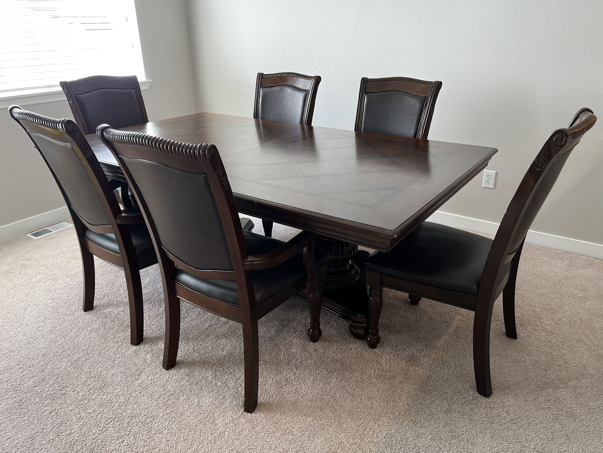 Dining Table Set