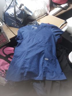 Scrubs 1 outfit
