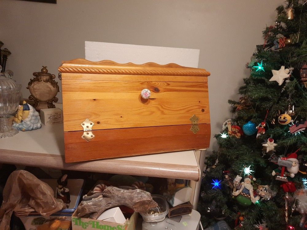 Vintage Large Wooden Bread Box/ Storage Box