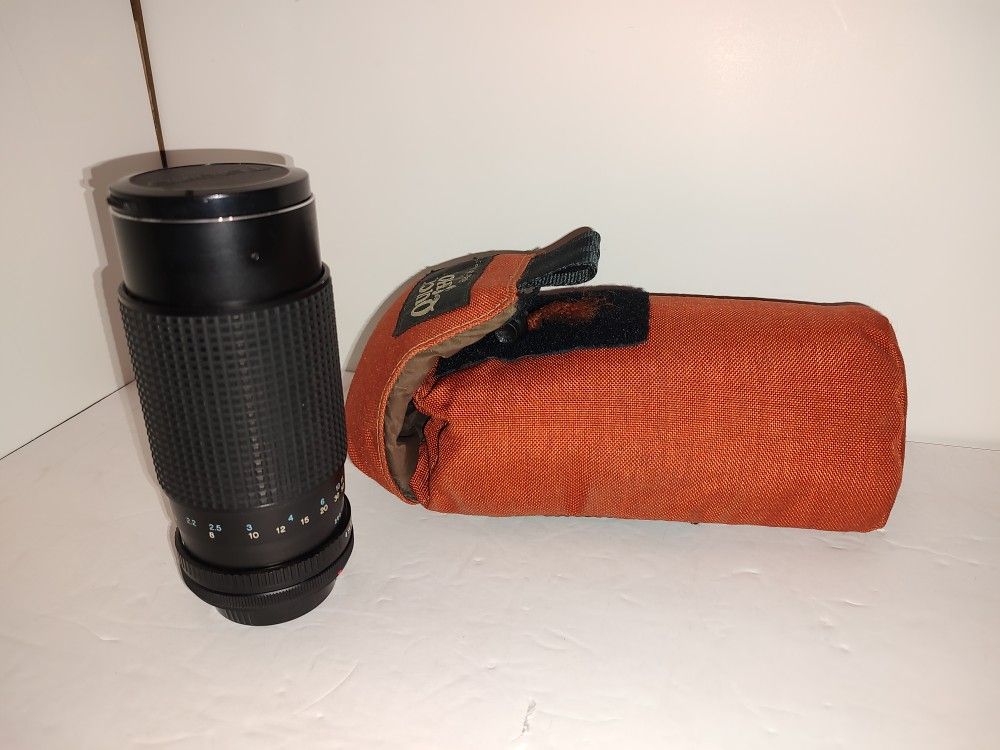 RMC Tokina II 80-200mm 1:4 Mount For Canon Camera Lens w/ Soft Case (Not Tested)