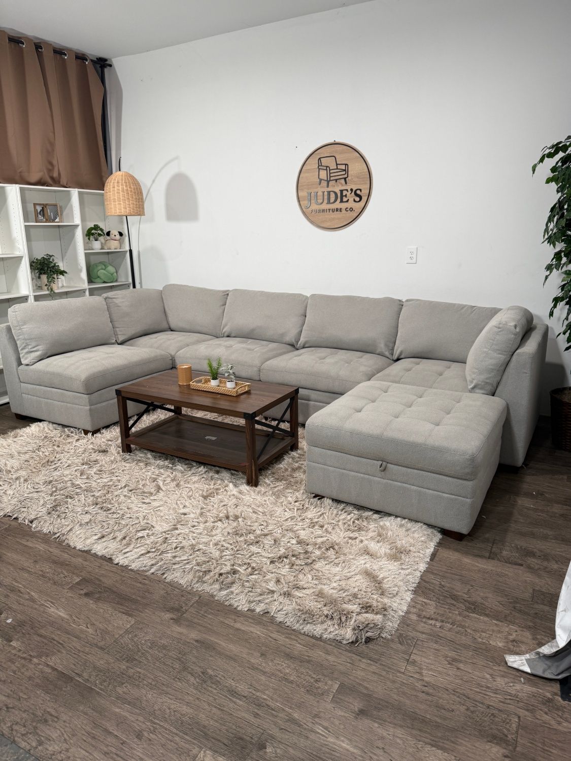 Thomasville Tisdale Modular Sectional Couch! Delivery Available!