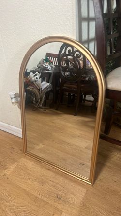 Arched Wall Mirror with Gold Frame