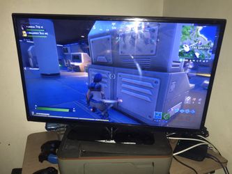 VIZIO SMART TV 32’ INCH NO REMOTE