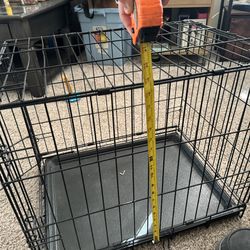 Medium dog crate