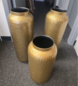 Modern Gold Hammered Metal Planter / Floor Vase Set (3-Piece)