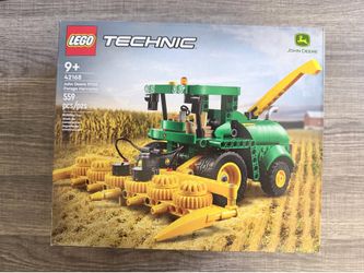 Lego John Deere forage harvester