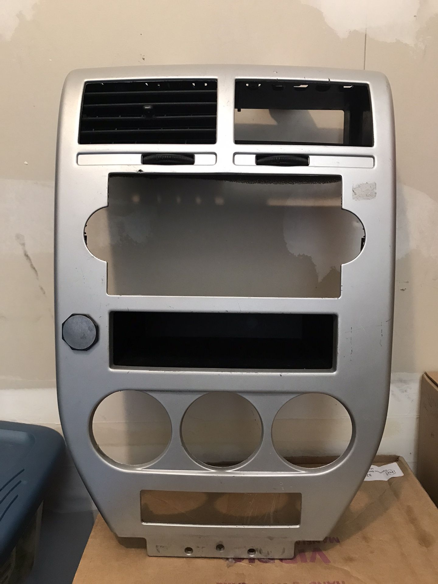 Jeep Patriot Center Console Trim Piece