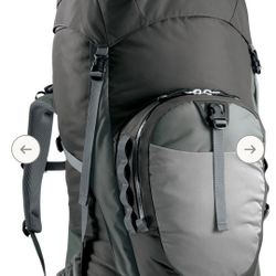 HIKING BACKPACK 