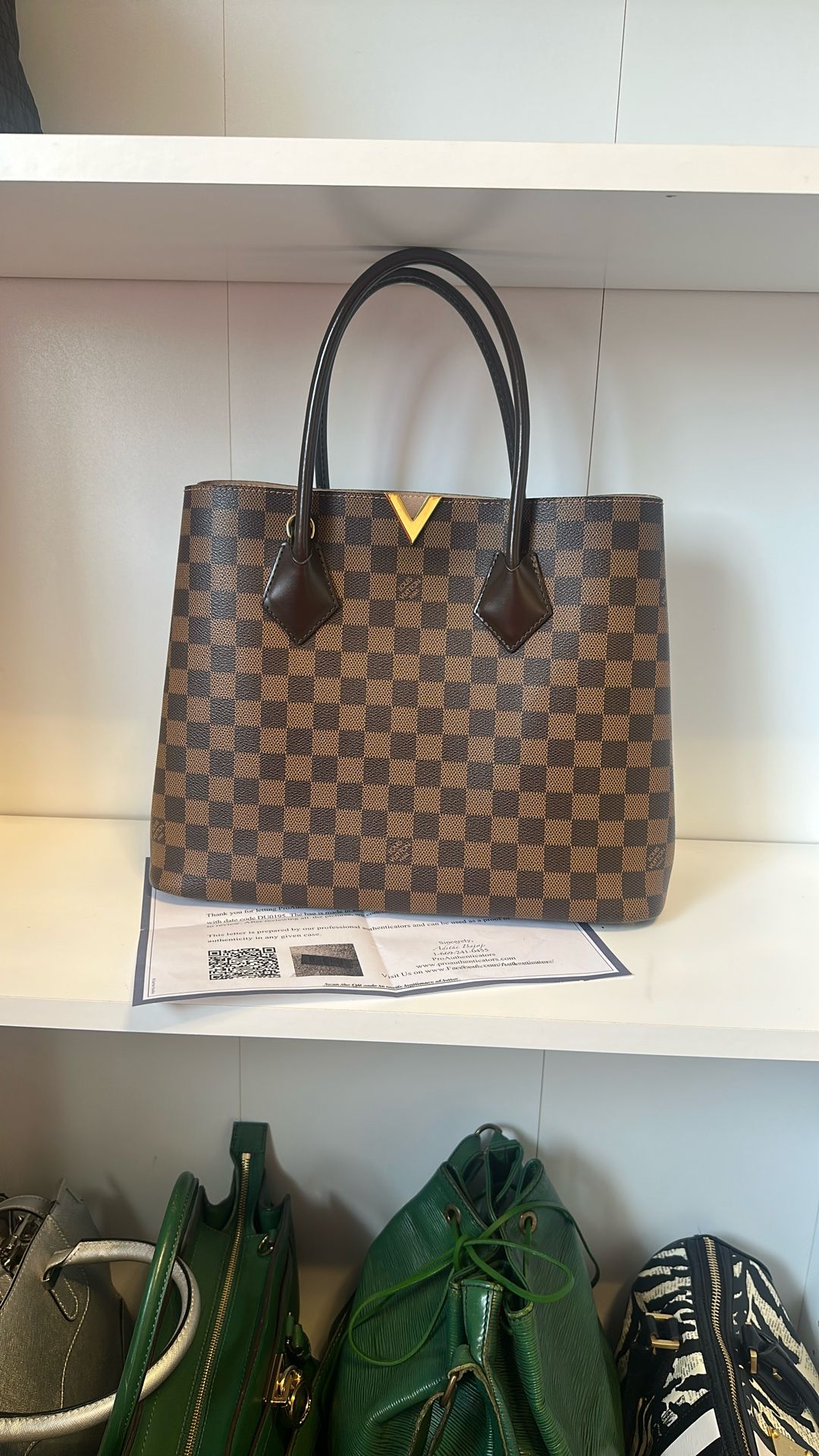 Authentic Louis Vuitton Kensington Bag! Beautiful 