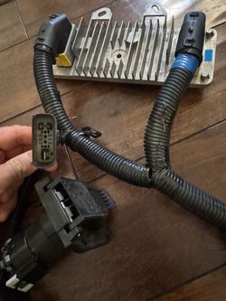 For Sale: Tesla Model Y OEM Tow Hitch module Wiring Harness (2020-2025) I can ship at buyer’s expense. This is a complete, used Tesla