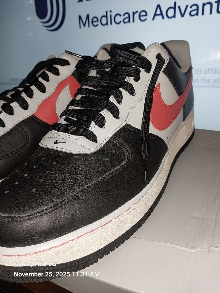 Nike Air Force 1 NBA 75th Anniversary Trail Blazers' sneaker