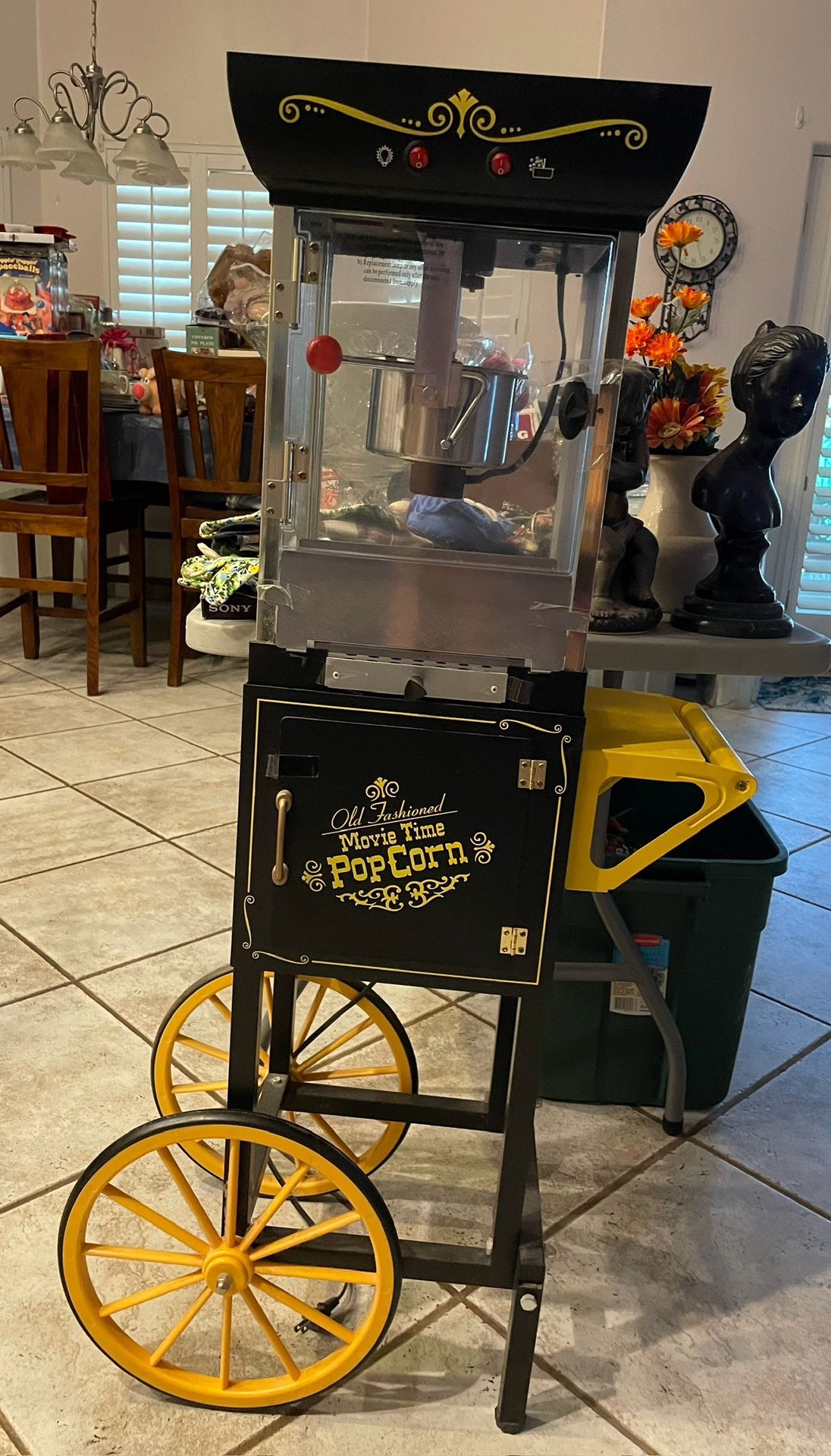 popcorn machine