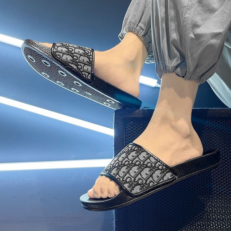 Popular men's slippers fashion summer odor-proof outdoor sports leisure one-word trend home non-slip bathroom beach