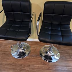 Swivel adjustable bar stools