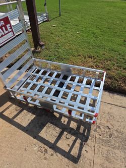 Trailer hitch scooter ramp