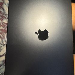 2025 MacBook Air 13.6” M4 16GB 256GB