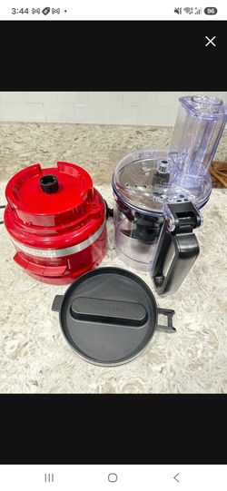KitchenAid 9-Cup Food Processor KFP0921 Empire Red – Never Used, All Accessories