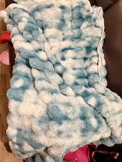 Faux Rabbit Fur Blanket 