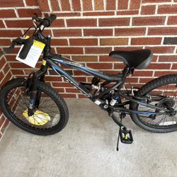 Hyper Bicycles 20" Boys Shocker Mountain Bike,