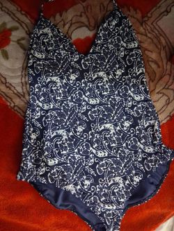 Swimming suit