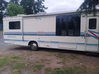 32FT MOTOR HOME/PENDING!