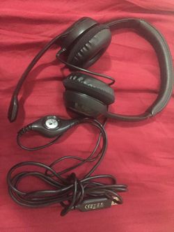 logitech head phones with microphone